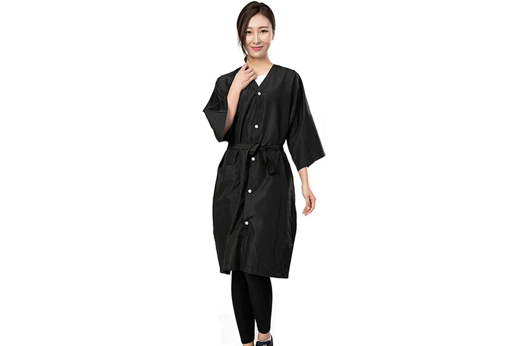 Perfehair Salon Client Cape with 5 Snap Closures: Stylish & Functional Robe
